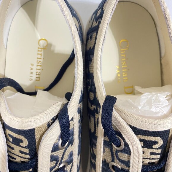 DIOR Oblique Walk N’ Dior Sneakers - Picture 4 of 8